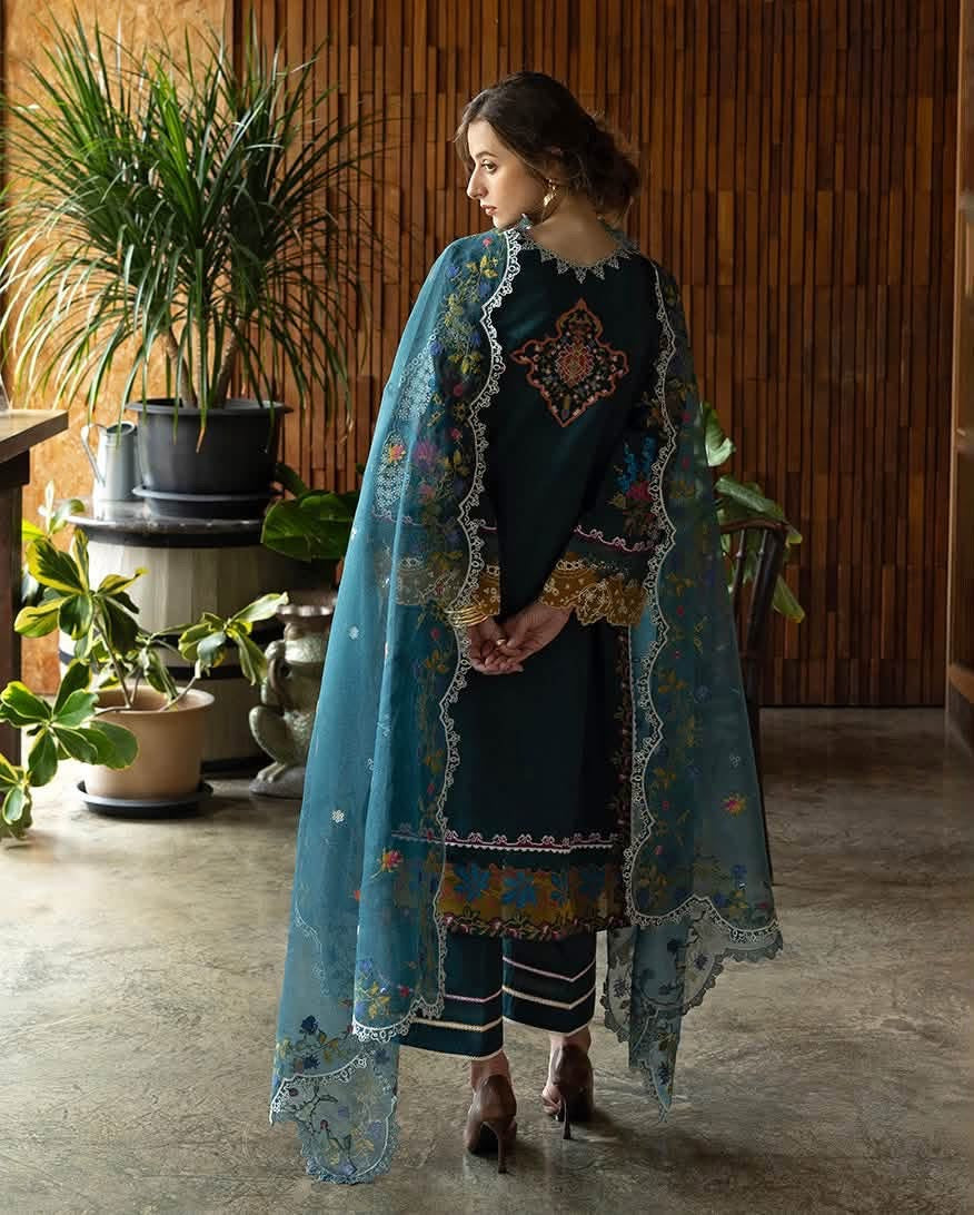 Mushq Esmel luxury embroided lawn 3pc