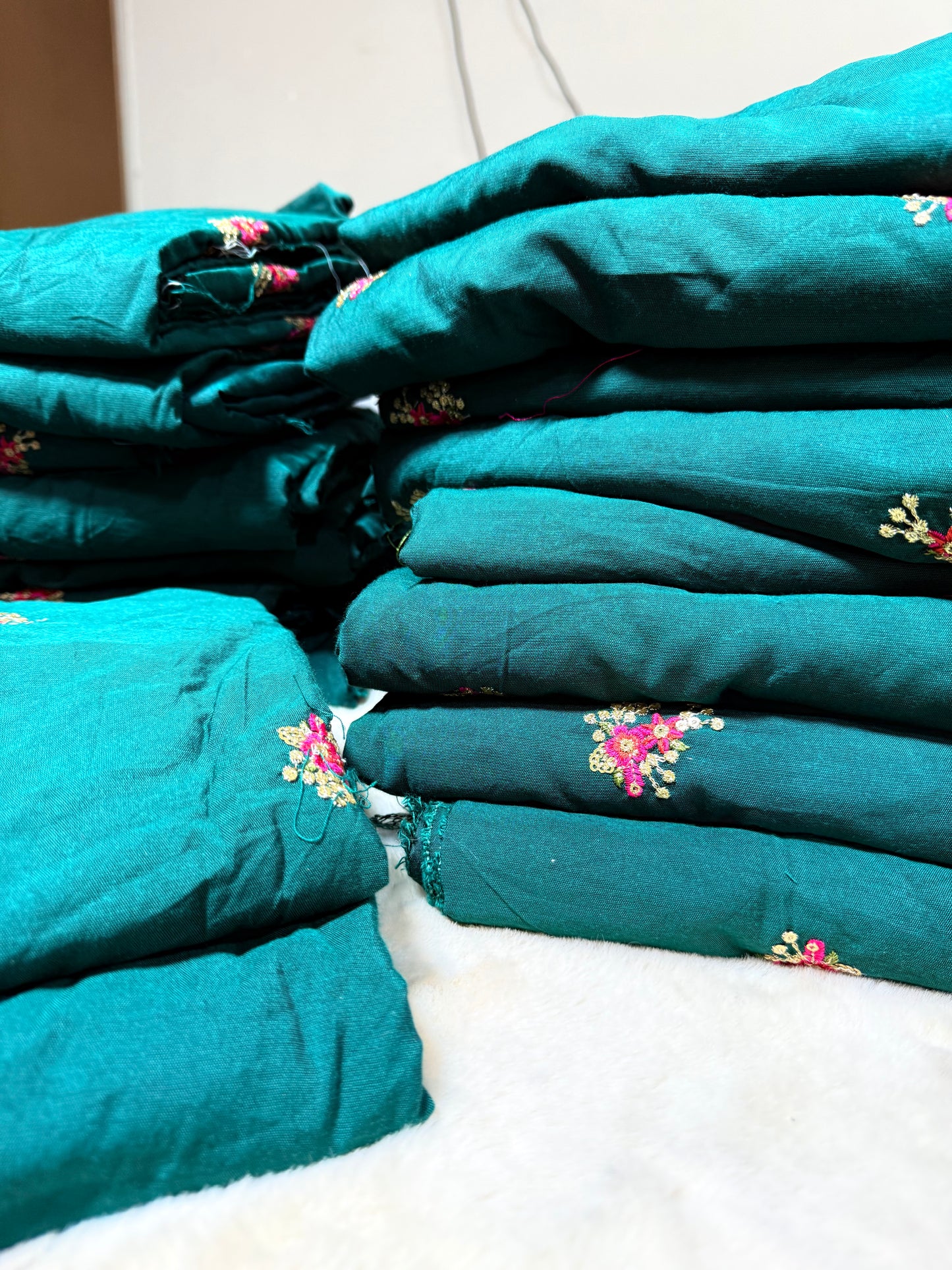Khaadi khas luxury embroided 2pc fabric is khadi silk emb shirt plain same clr same fabric trouser