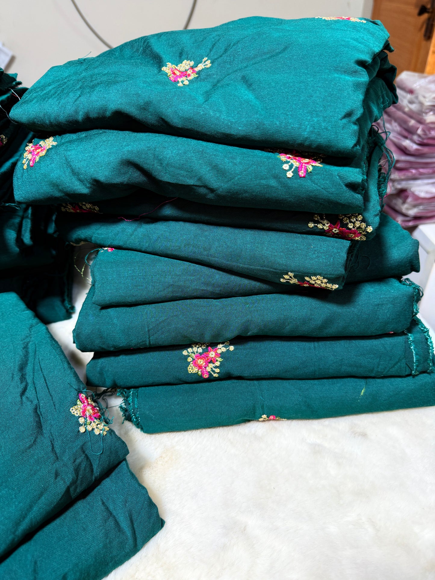 Khaadi khas luxury embroided 2pc fabric is khadi silk emb shirt plain same clr same fabric trouser