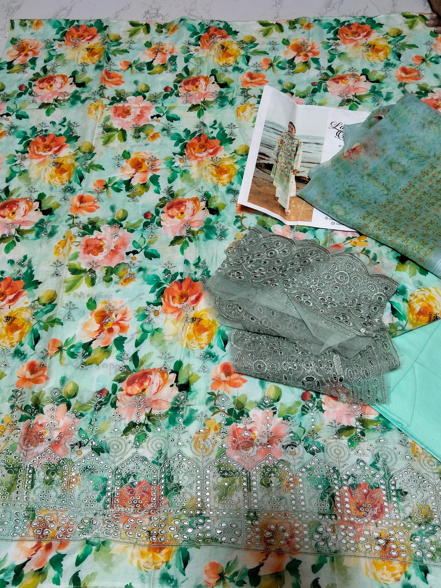 Sale embroided lawn 3pc with embroided patches and chiffon dupatta
