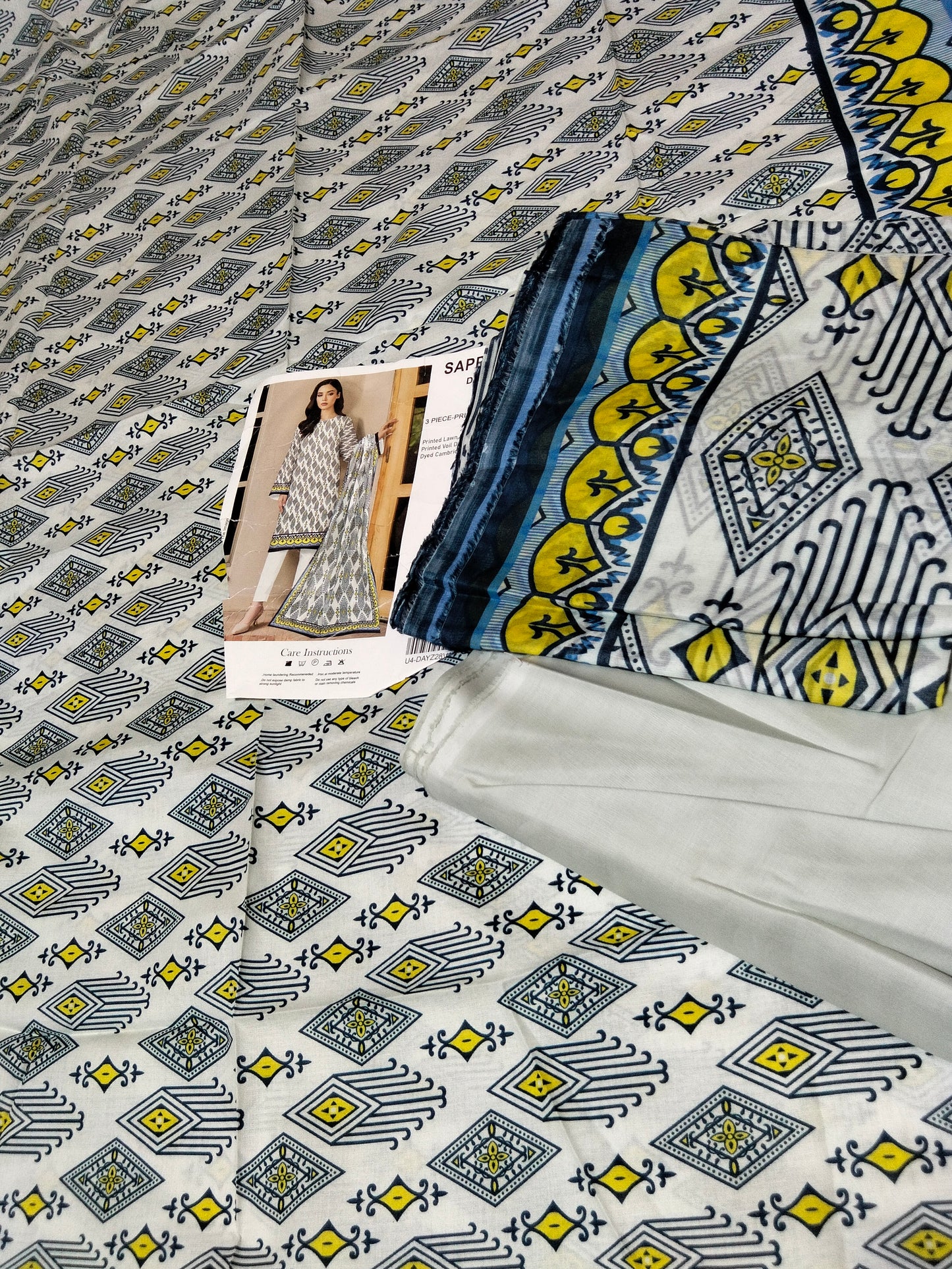Sale printed lawn 3pc