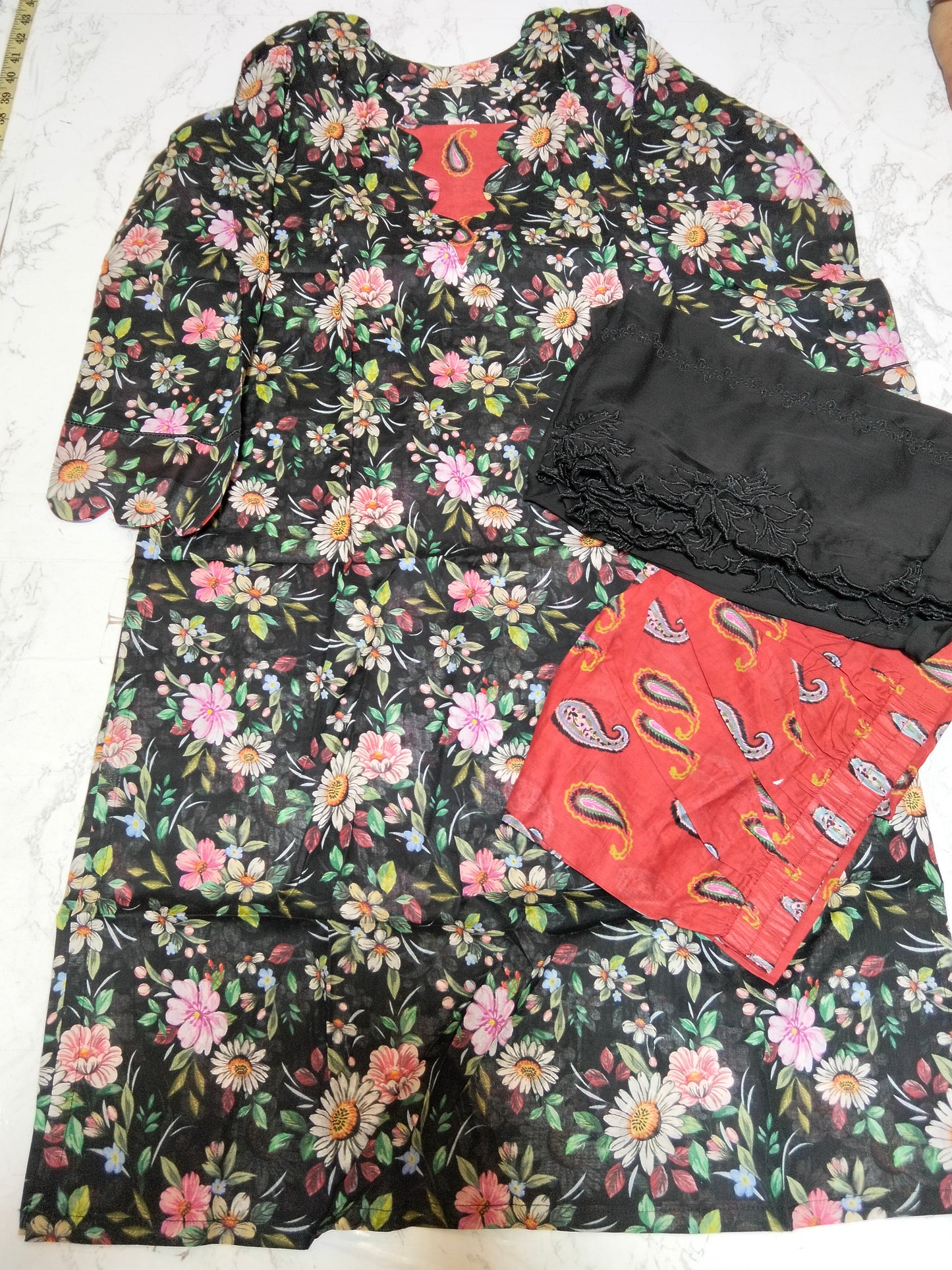 Sale printed lawn small stitch 2Pc +Breeze pure Chiffon embroidered Duppata