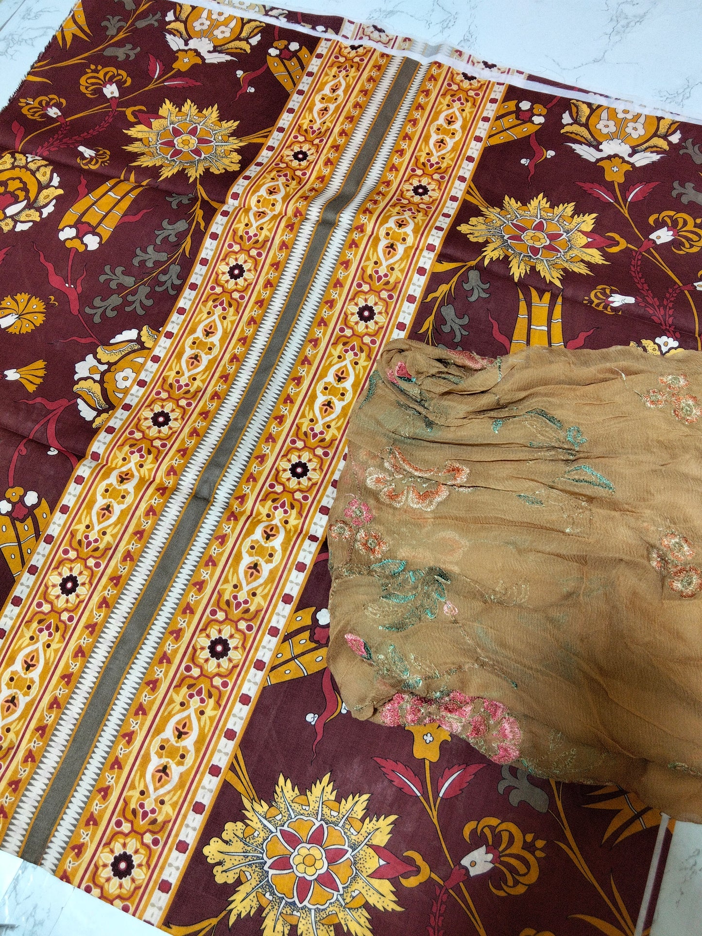 Sale Allover Printed Lawn 2Pc+Breeze embroided Pur Chiffon Duppata
