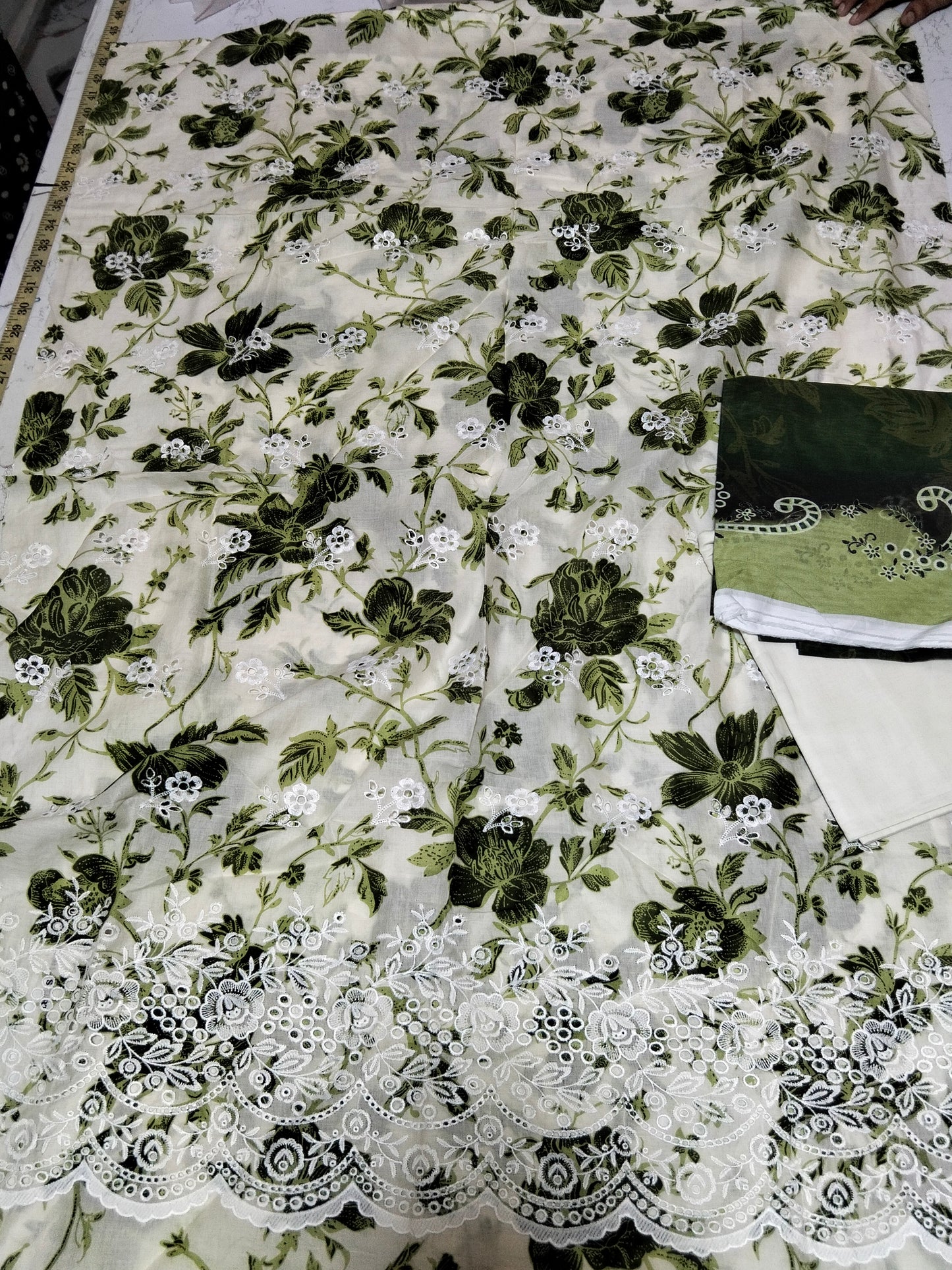 Sale Motifz Embroidered Lawn 3pc