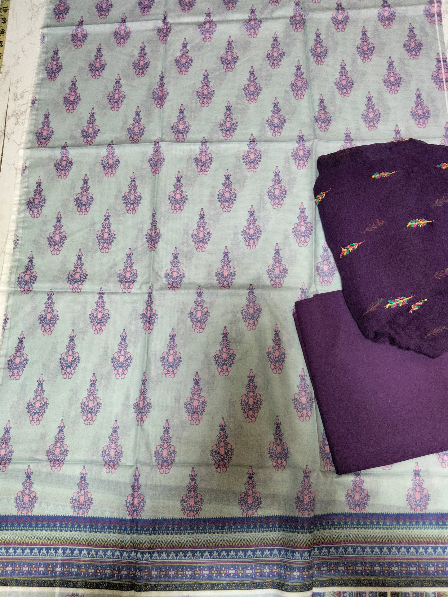 Sale printed lawn 2pc with plain trouser+ breeze embroided pure chiffon dupatta