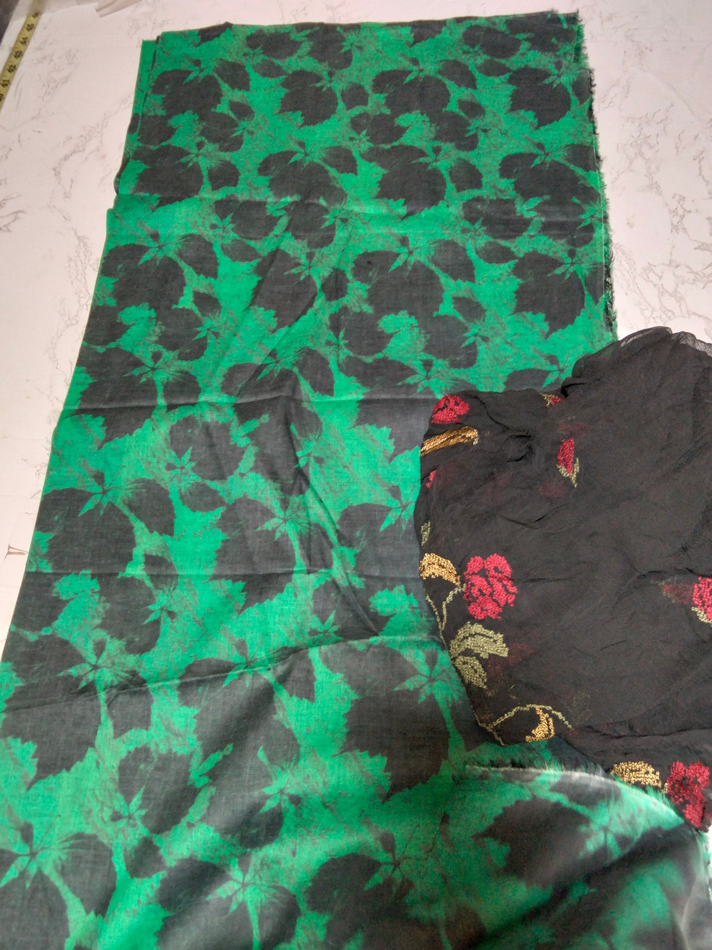 Sale Printed lawn 2Pc +Breeze embroided pure chiffon Dupatta