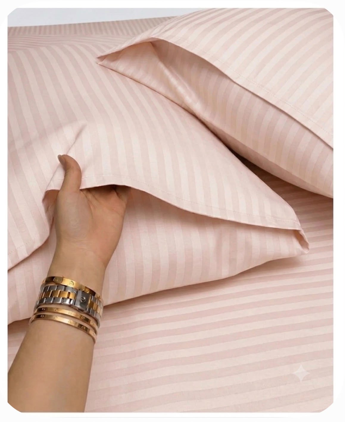 King size fitted bed sheet with 2 pillow covers leather embosed cotton satin (72*78)
Color (powder pink)