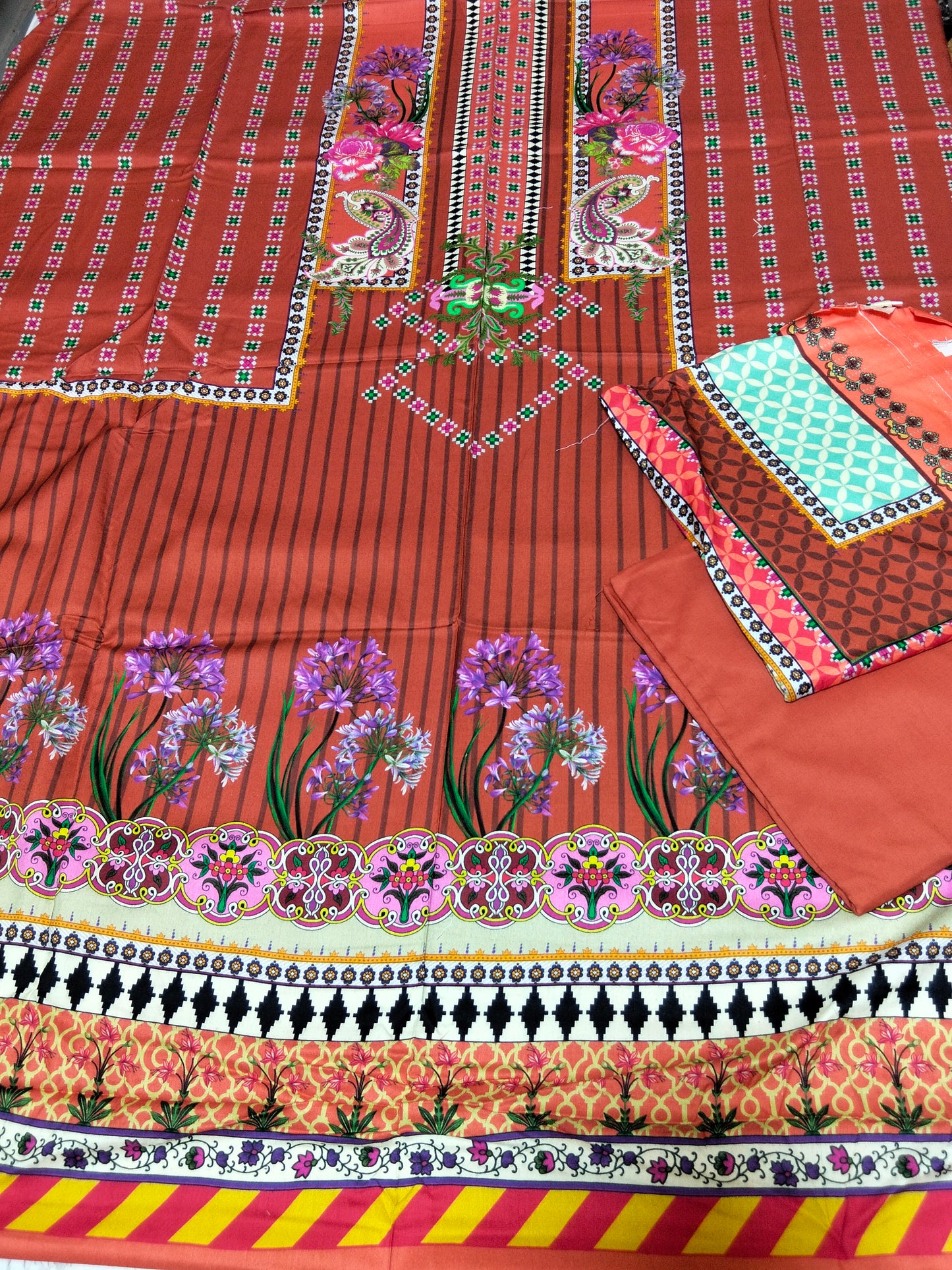 Sale Gul Ahmed Printed Linen 3pc