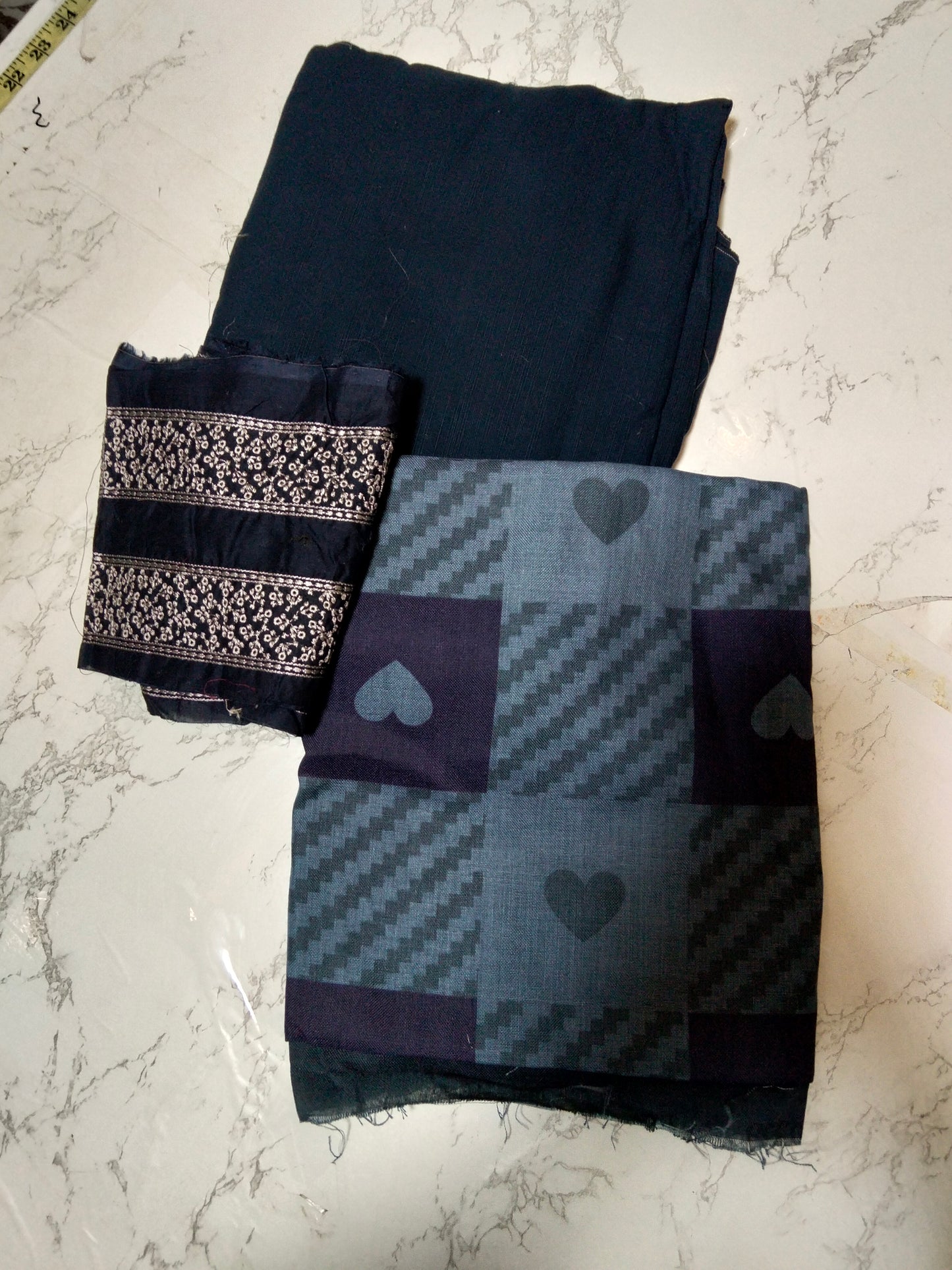 Sale Baroque plain khadar shirt and trouser with embroided patches and printed shawl complete 3pc ( winter)