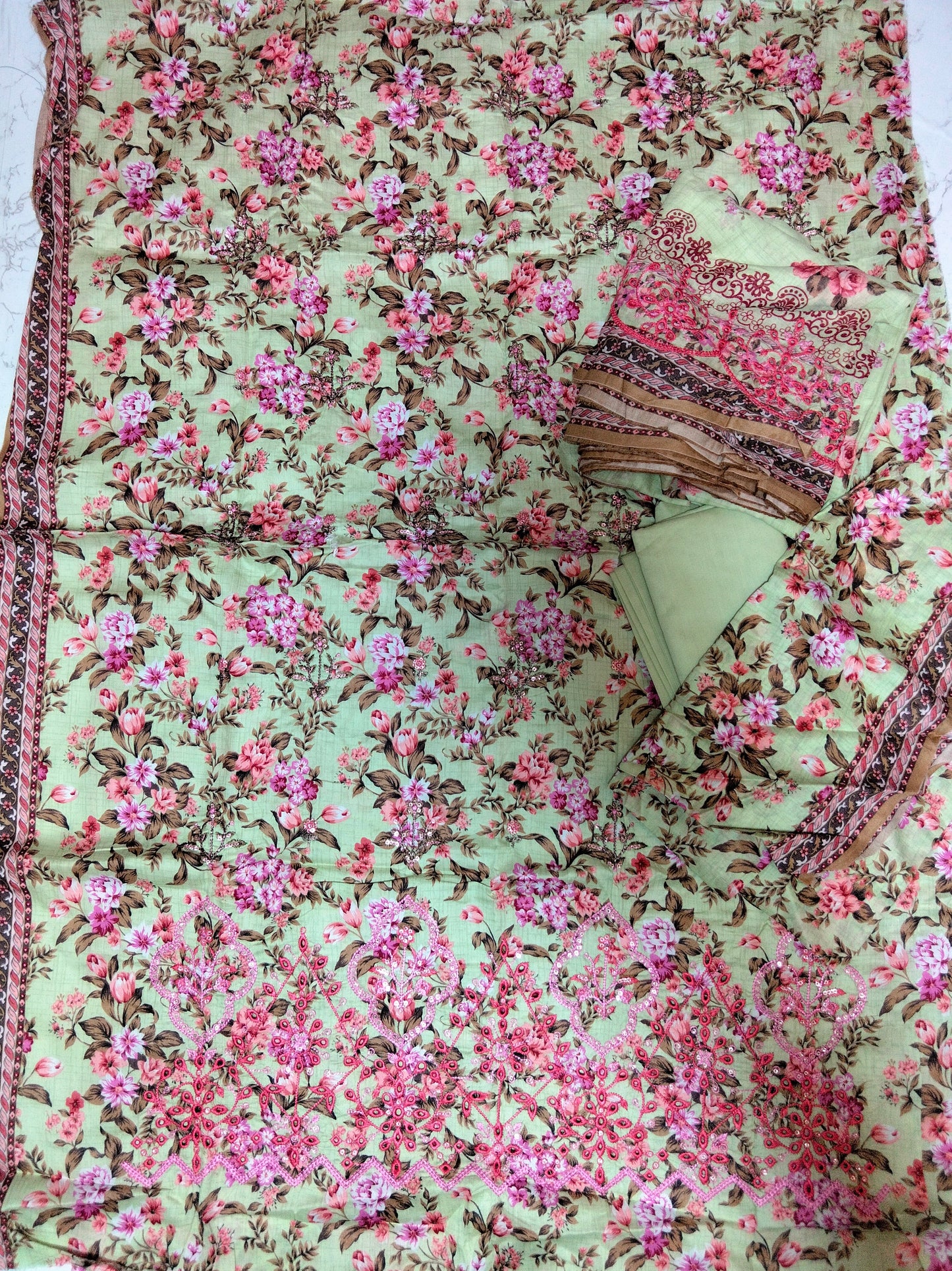 Sale Embroided lawn 3pc