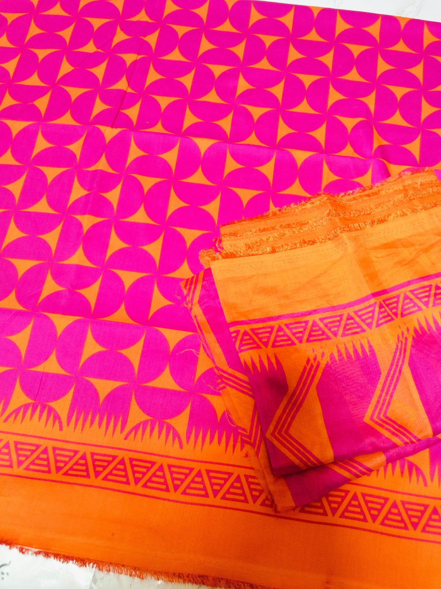 Sale printed lawn 2pc shirt and dupatta
