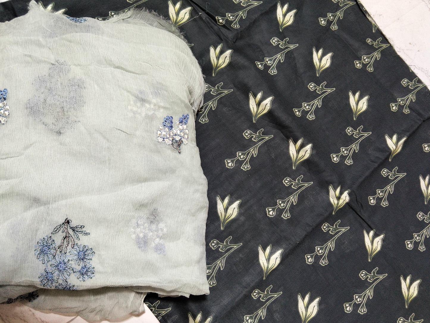 Allover printed lawn 2pc+breeze embroided pure chiffon dupatta