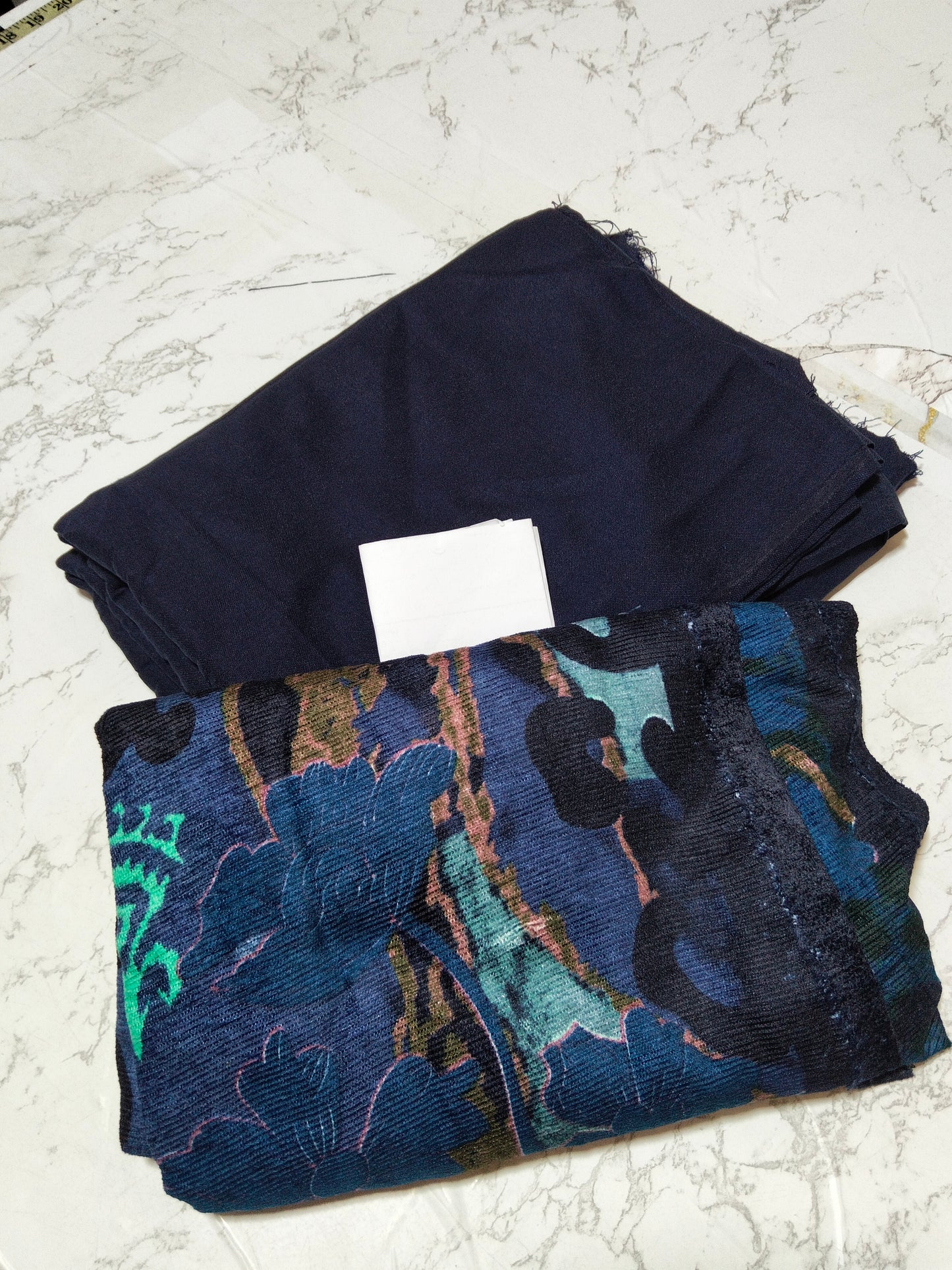 Riaz arts wool 3pc with printed velvet shawl