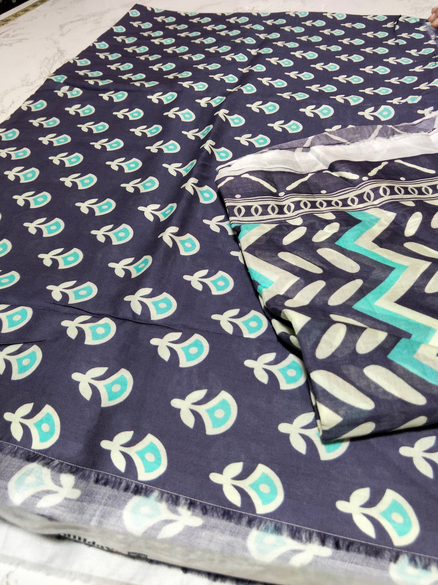 Sale printed lawn 3pc