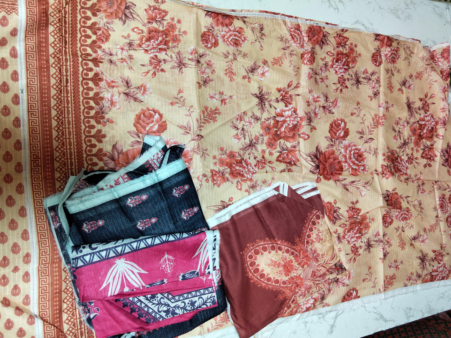 Sale 2 suits. Printed lawn 2pc shirt Duppata