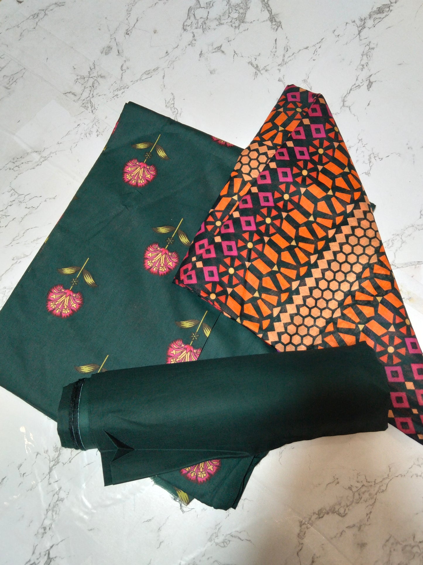 Sale printed lawn 3pc with plain trouser