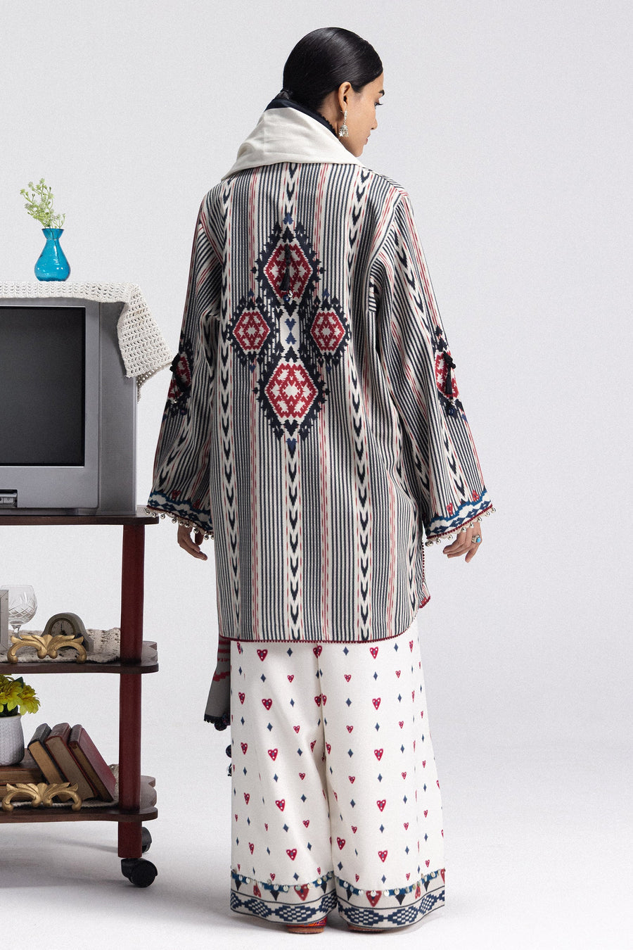 Coco prints by Zara shahjhan LEELA-10A printed linen 3pc