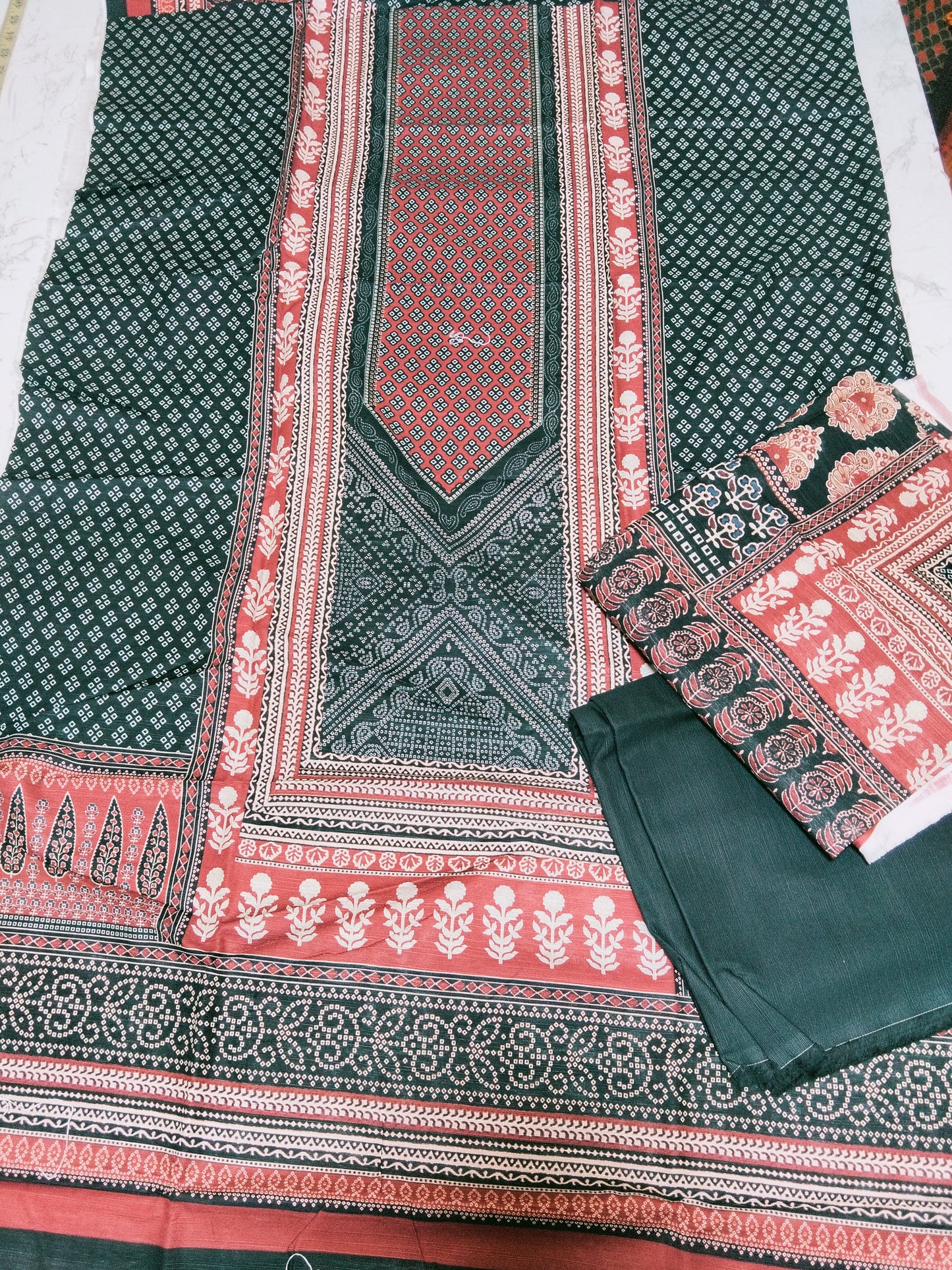 Sale Khaadi printed khaddar fabric 3pc