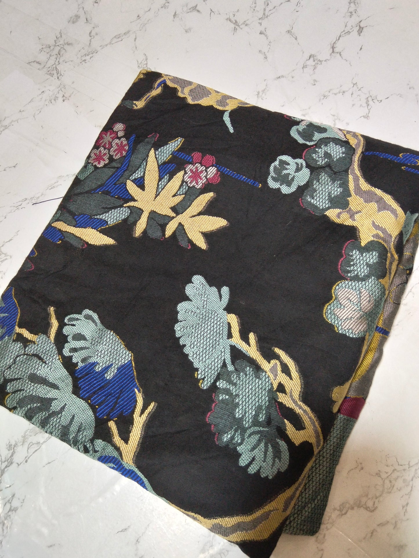 Sale Mushq jacqaurd shawl