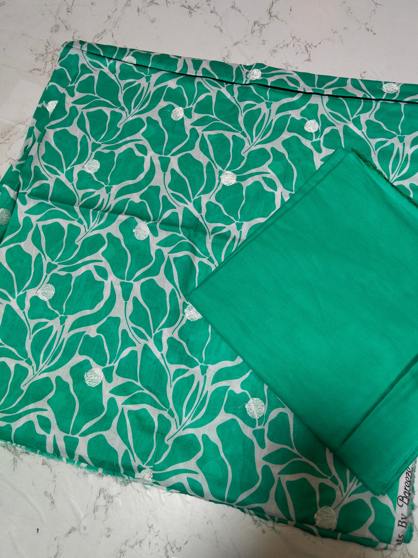 Sale bareeze Embroidered /printed lawn 2Pc