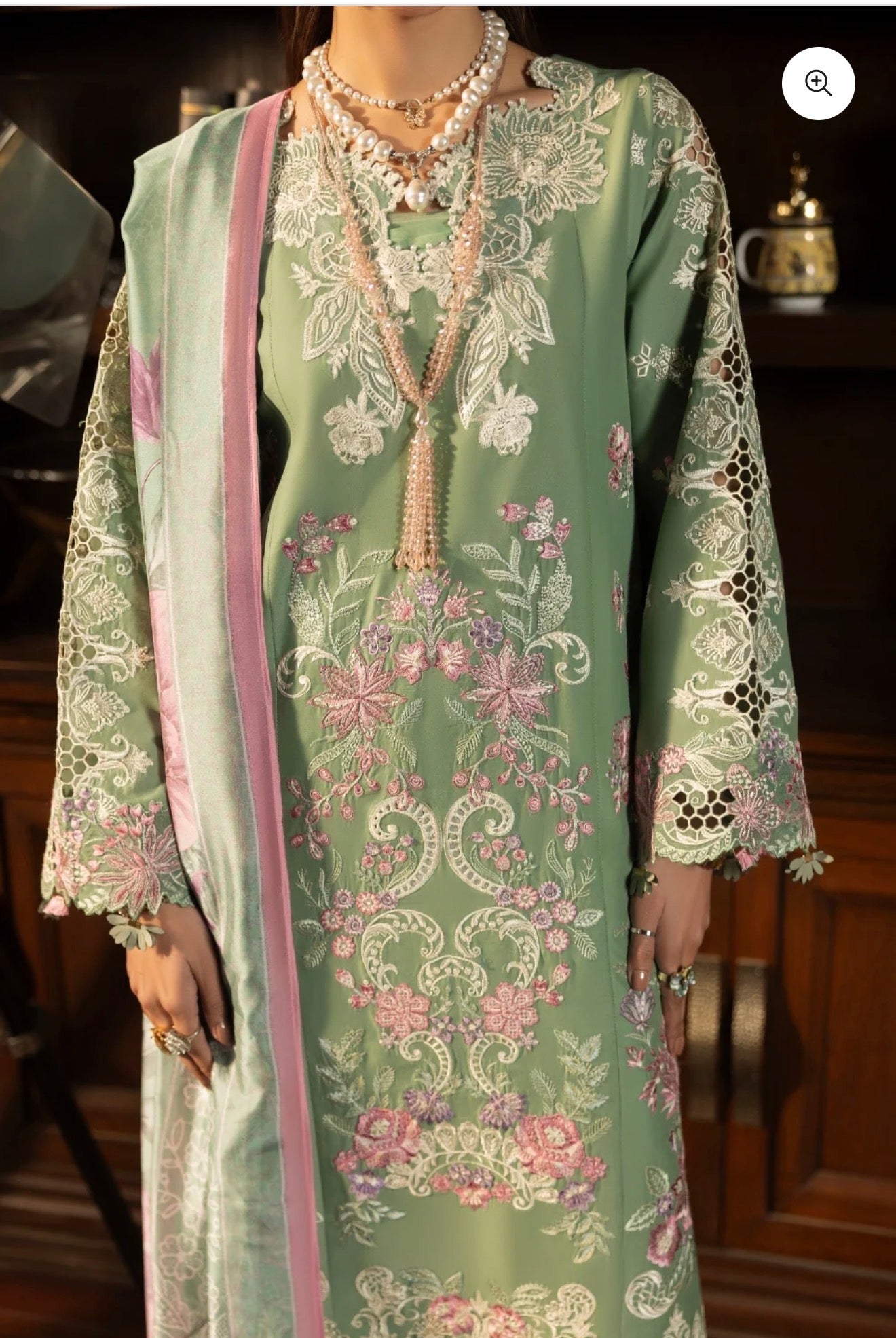 Maria b gulmina luxury lawn embroided 3pc new arrival on hugee off