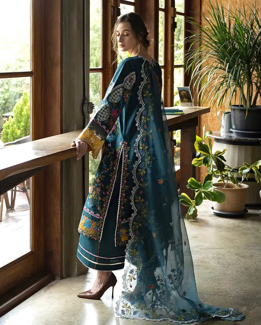 Mushq Esmel luxury embroided lawn 3pc