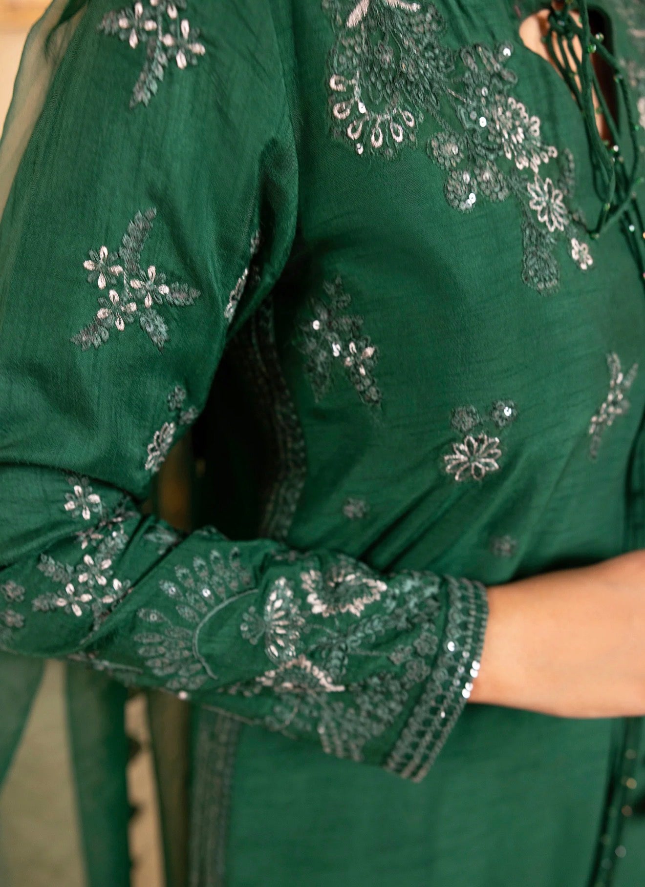 Teesq luxury embroided formal 3pc stitched(Emrled green?
