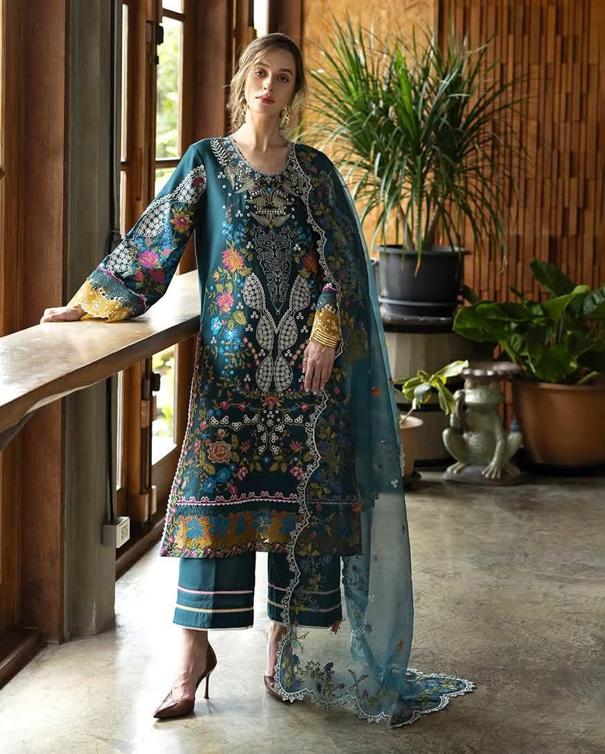 Mushq Esmel luxury embroided lawn 3pc