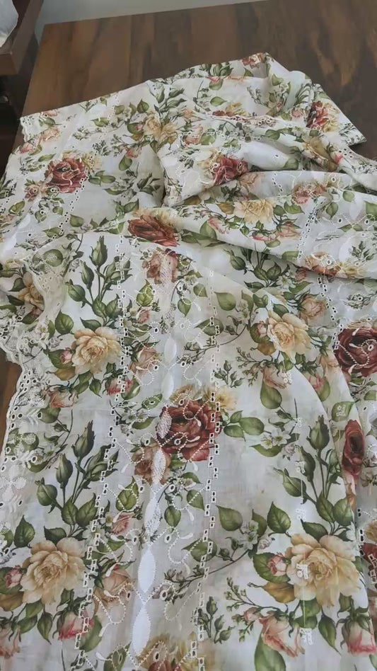 Embroided lawn cheddar