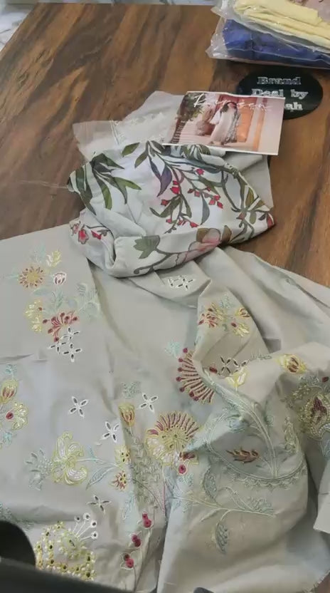 Norah volume 2 Rang rasiya luxury embroidered lawn 3pc