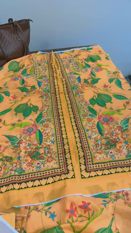 Clearance sale  Leila by Mahnoor luxury embroidered lawn 3pc L-08
