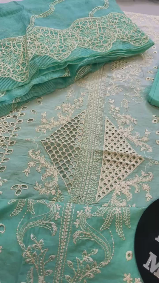 Parishay by Mahnur luxury embroided lawn 3pc