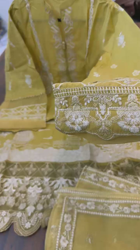 Tessa luxury embroidered 3pc stitched
