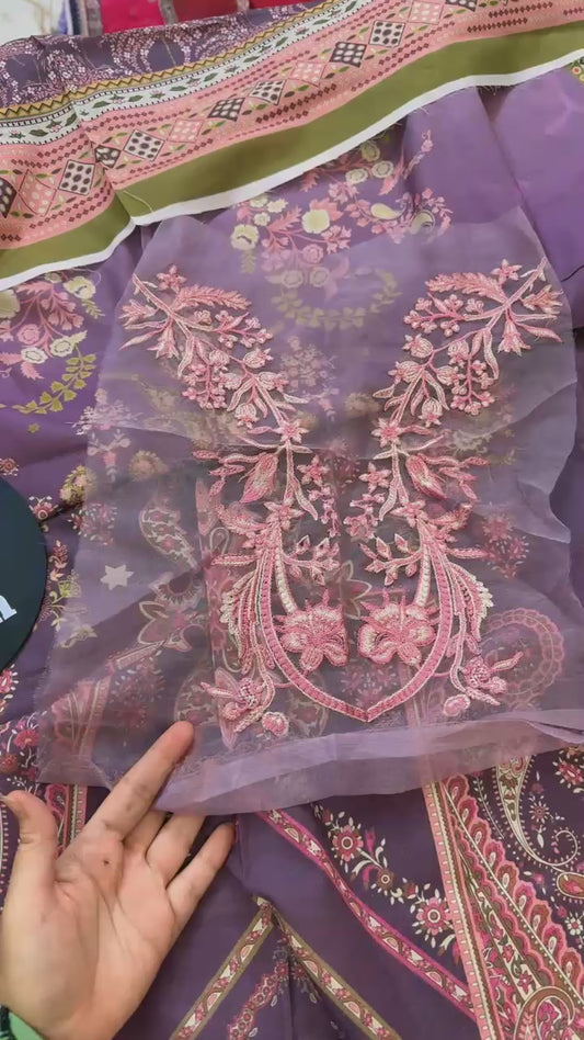 Mushq roheenaz luxury lawn 2 PC