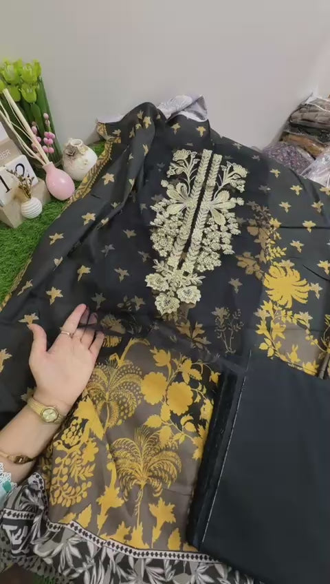 Mushq printed 2 pc with patche
