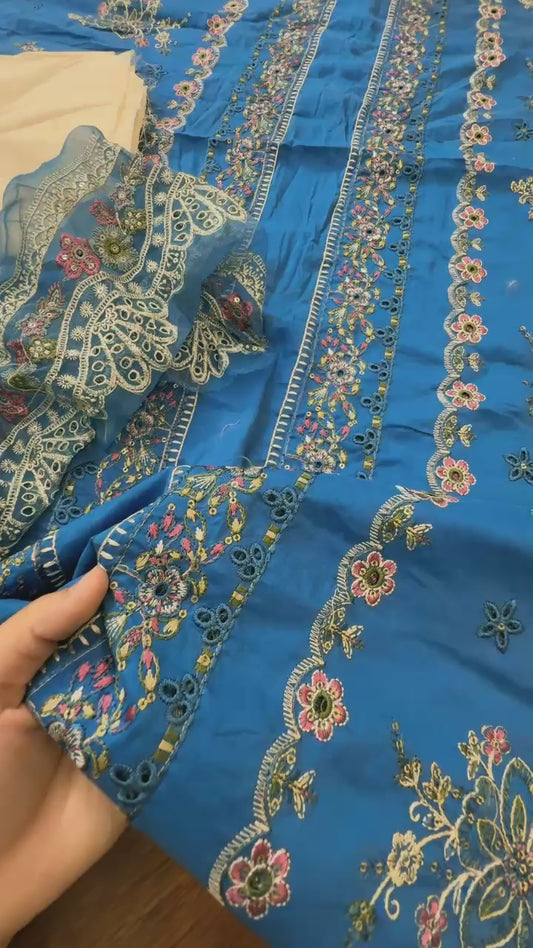Batik embroided lawn 2pc
