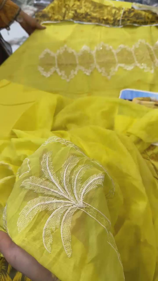 Parishay luxury lawn 3pc with patches clearance sale