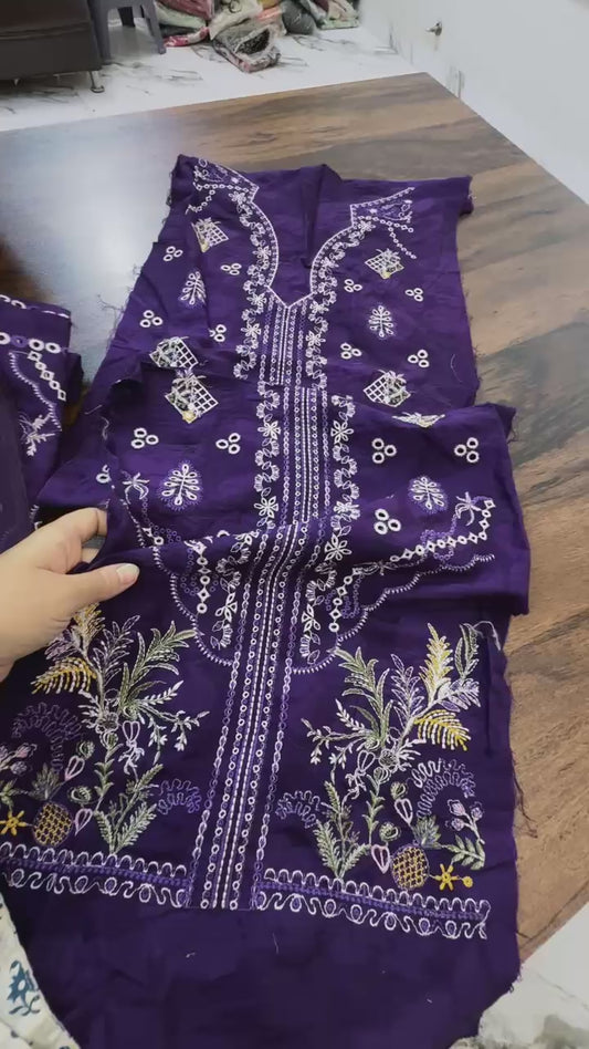 Nureh Riaz arts luxury embroidered lawn 3pc