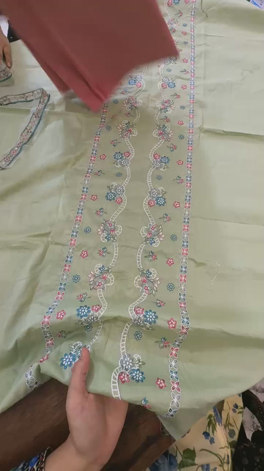 Batik embroided lawn 2pc