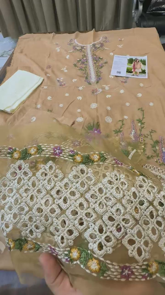 Mushq roheenaz luxury embroided lawn 2 PC