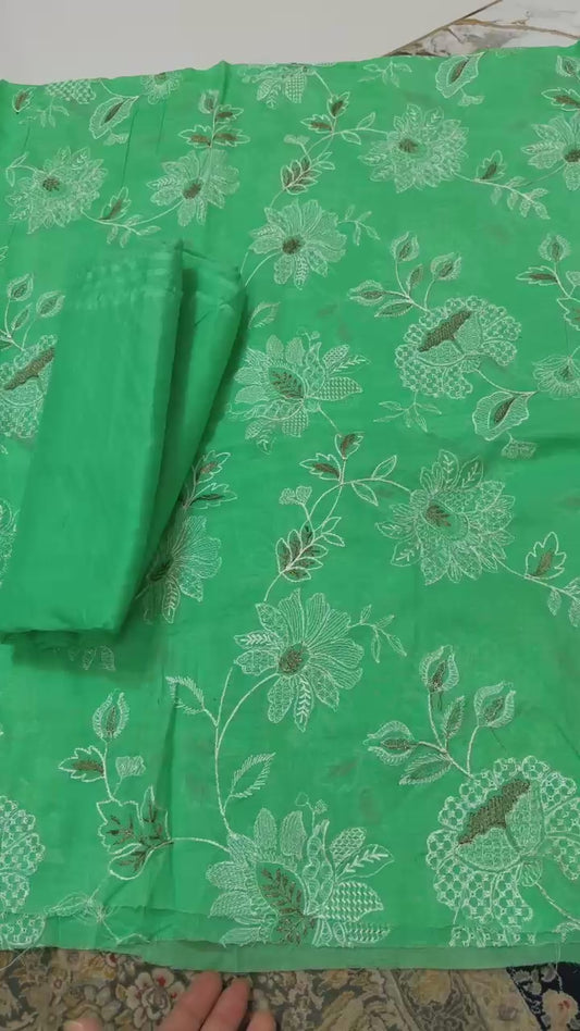 Bareeze style embroided lawn 2pc