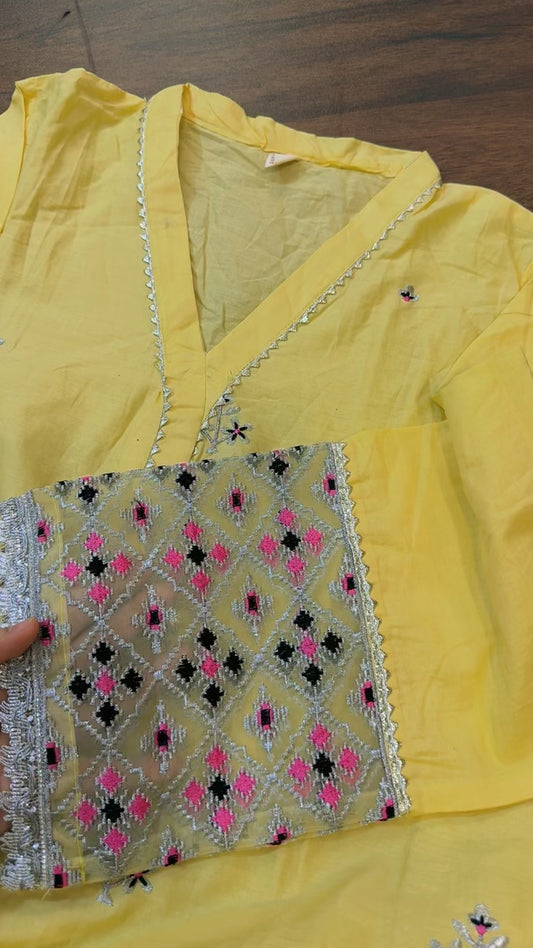 Nishat lawn embroided shirt only (c-18, L43)