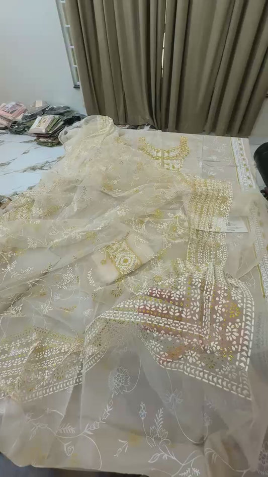 Nishat block Printed Lawn 3pc