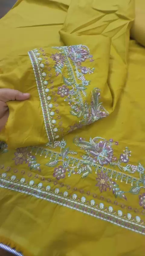 Batik embroided lawn 2pc