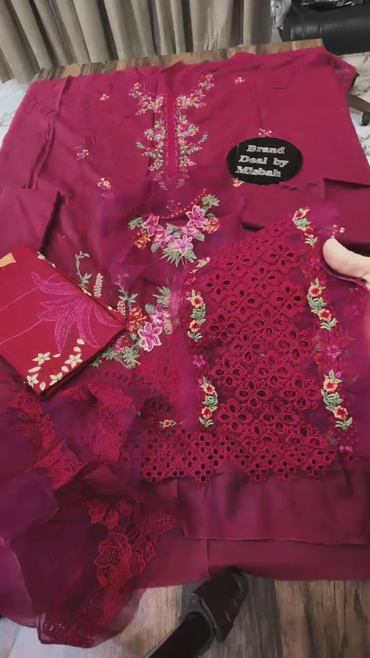 Mushq roheenaz luxury lawn 3pc