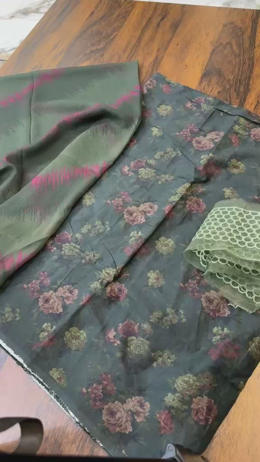 Iznik Lawn Printed 3pc (Patch ka design Change Ho sakta h)
