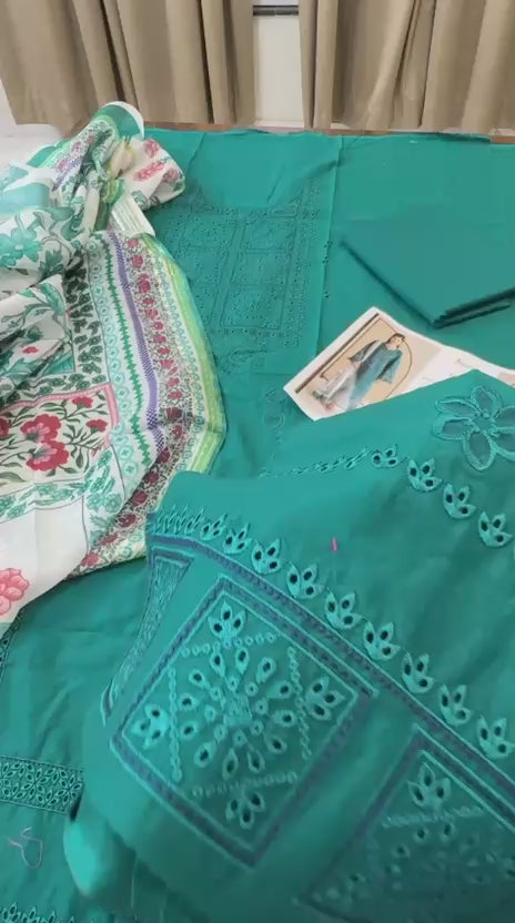 Jazmine luxury embroided lawn 3pc
