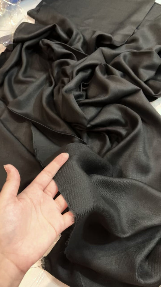 Plain woolen winter shawl big size (black)