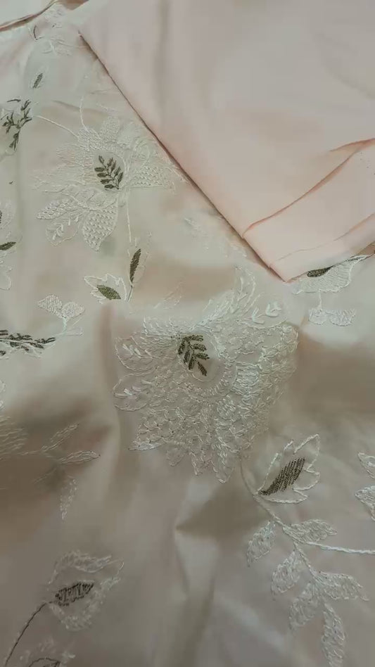 Bareeze embroided lawn 2pc