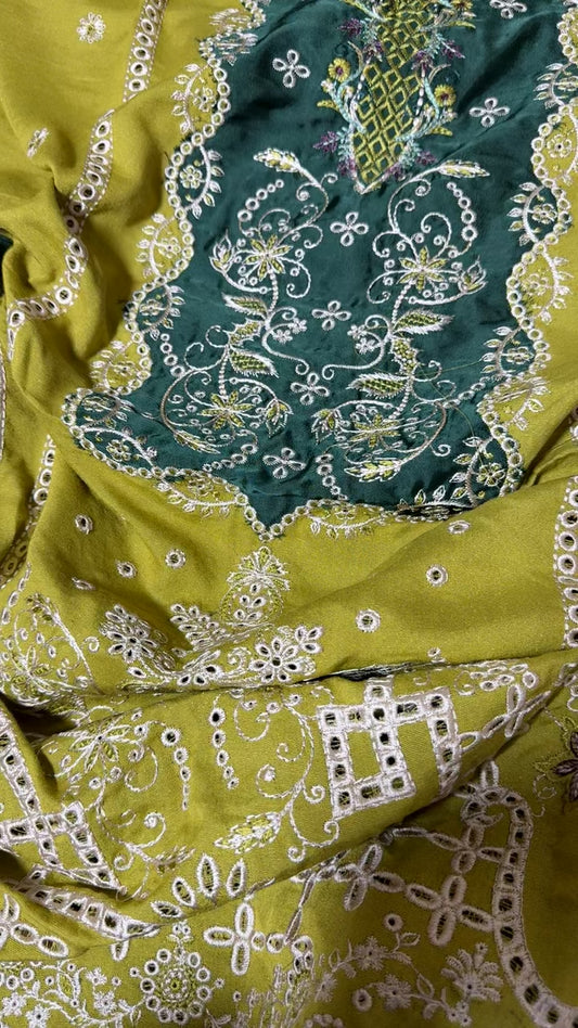 Nureh winter luxury embroided 3pc (prebook dispatch after 3 days)